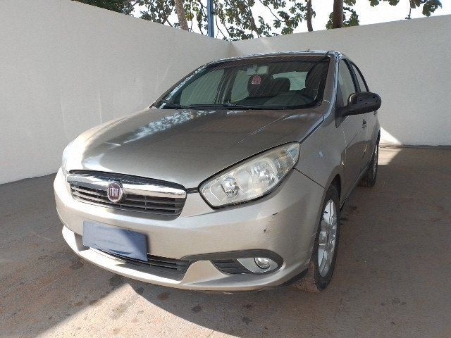 SIENA ESSENC 1.6 DUALOGIC ANO 2012 / 2013