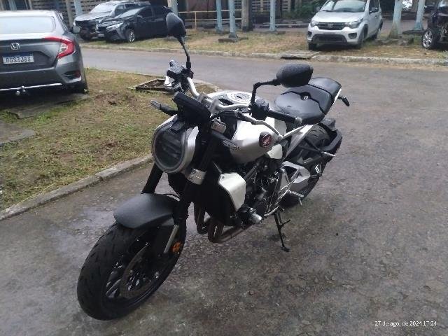 CB 1000R ANO 2022/2023