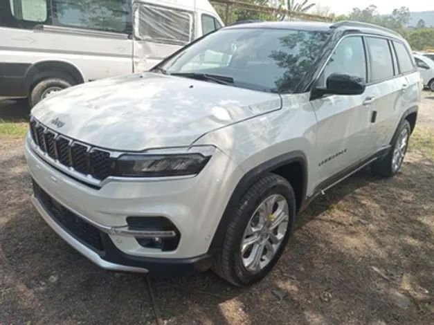 COMMANDER LONGITUDE 1.3 ANO 2024/2024